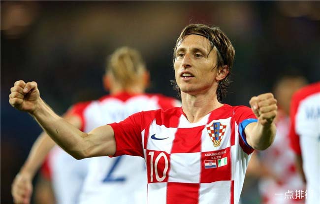 Shams：国王对全队范围内的交易讨论保持开放态度