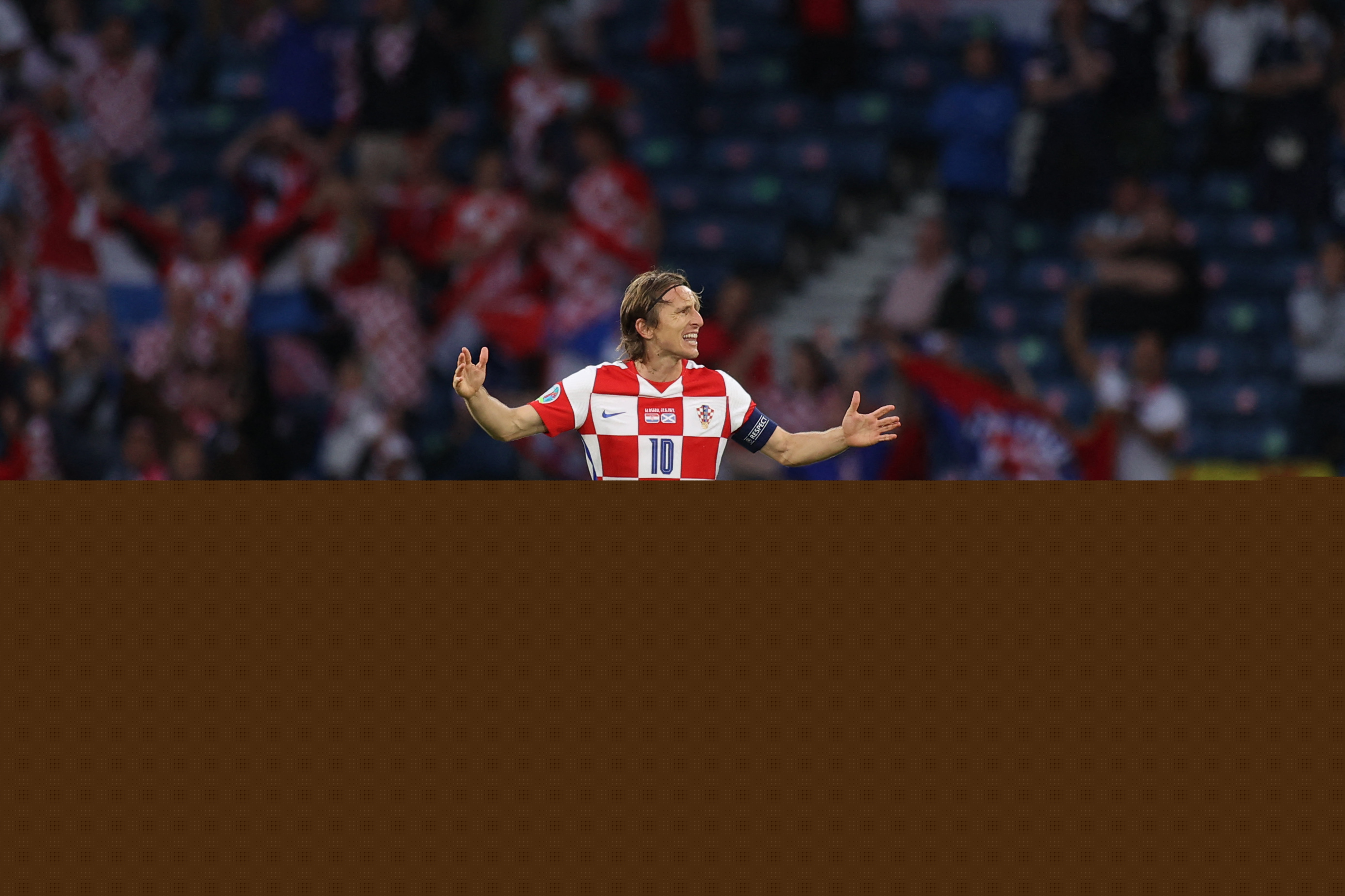 武切维奇28+12吉迪三双 公牛险胜奇才送对手14连败