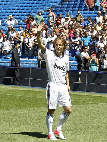 贝纳蒂亚：除了德布劳内，夏窗我们还联系过韦斯利-福法纳